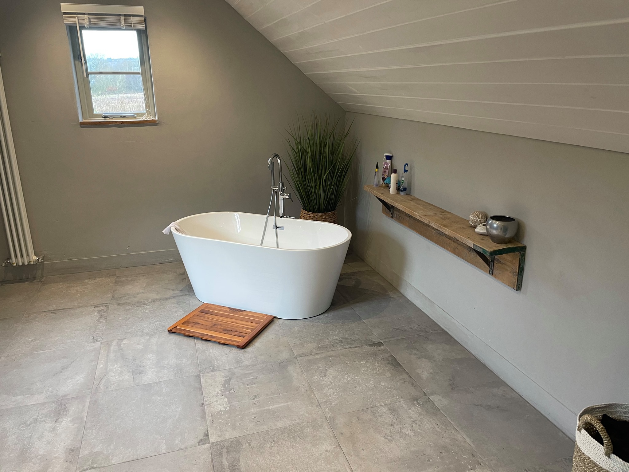 Bathroom tiling & panelling specialists